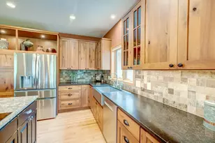5619 Cottonwood Ct, Shoreview, MN 55126 - Photo 9