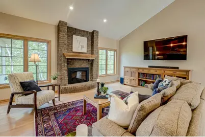 5619 Cottonwood Court, Shoreview, MN 55126 - Photo 15