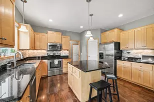 1876 Foothill Trail, Shakopee, MN 55379 - Photo 7
