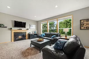 1876 Foothill Trail, Shakopee, MN 55379 - Photo 15