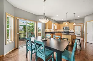 1876 Foothill Trail, Shakopee, MN 55379 - Photo 3