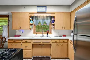 218 W Park Rd, Hopkins, MN 55343 - Photo 11