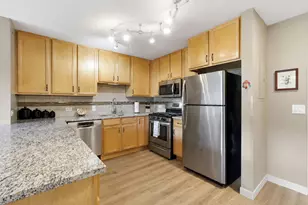 929 Portland Ave, Minneapolis, MN 55404 - Photo 3