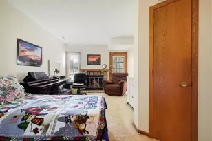 14389 Bedford Dr, Eden Prairie, MN 55346 - Photo 39
