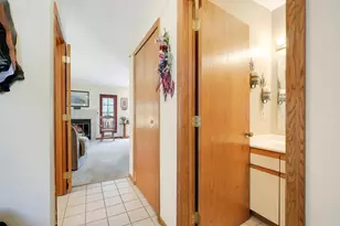 14389 Bedford Dr, Eden Prairie, MN 55346 - Photo 9