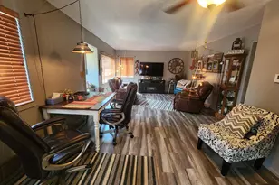 819 2nd St SW, Pipestone, MN 56164 - Photo 17