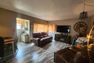 819 2nd St SW, Pipestone, MN 56164 - Photo 19