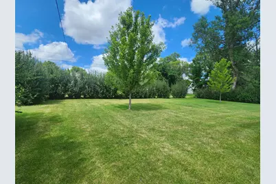 819 2nd Street SW, Pipestone, MN 56164 - Photo 13