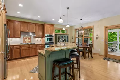 2866 Timberview Trail, Chaska, MN 55318 - Photo 11