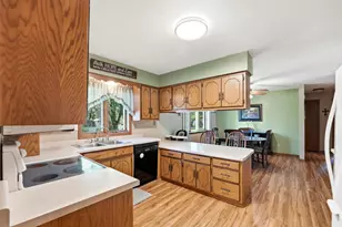 312 S Driftwood St, Royalton, MN 56373 - Photo 9