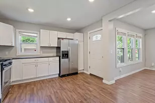3858 Fremont Ave N, Minneapolis, MN 55412 - Photo 13