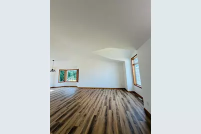 1032 Glade View Court, Saint Cloud, MN 56303 - Photo 7
