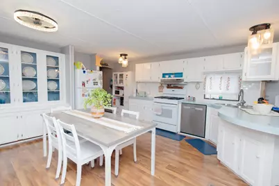 2713 Benlana Court, Maplewood, MN 55119 - Photo 9