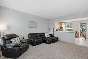 2066 Wellens St, Chaska, MN 55318 - Photo 3