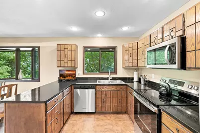 12808 Woodview Lane, Burnsville, MN 55337 - Photo 9