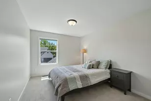 399 Tessier Ct, Saint Paul, MN 55127 - Photo 23