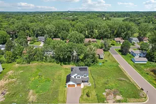 399 Tessier Ct, Saint Paul, MN 55127 - Photo 57