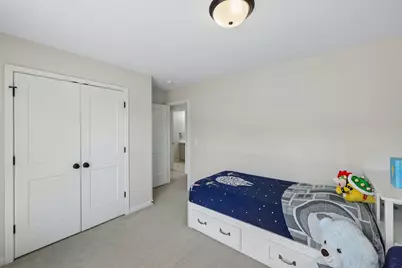 399 Tessier Court, Vadnais Heights, MN 55127 - Photo 31