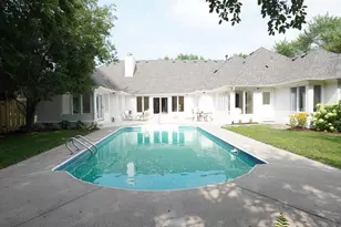 10725 Purdey Rd, Eden Prairie, MN 55347 - Photo 7