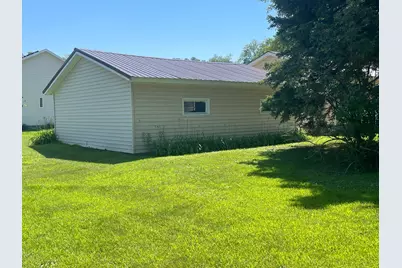 321 W Michigan Street W, Lake City, MN 55041 - Photo 3