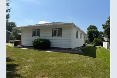 505 Central Lane, Luverne, MN 56156 - Photo 5