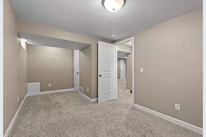 2930 Cleveland Street NE, Minneapolis, MN 55418 - Photo 29