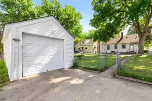 2930 Cleveland St NE, Minneapolis, MN 55418 - Photo 35