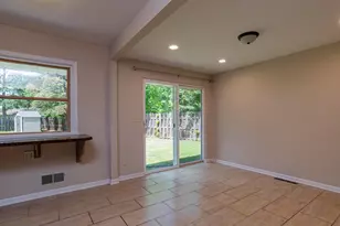 2327 Circle Dr, White Bear Lake, MN 55110 - Photo 15