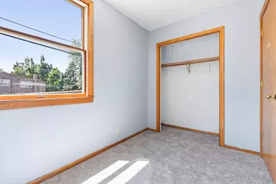 979 Victoria Street N, Saint Paul, MN 55103 - Photo 13