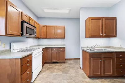979 Victoria Street N, Saint Paul, MN 55103 - Photo 11