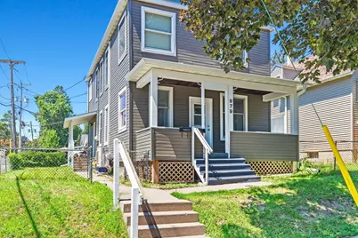 979 Victoria Street N, Saint Paul, MN 55103 - Photo 1