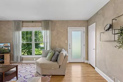 960 Hall Avenue, West Saint Paul, MN 55118 - Photo 3
