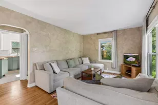 960 Hall Ave, West Saint Paul, MN 55118 - Photo 9