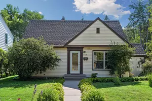 960 Hall Ave, West Saint Paul, MN 55118 - Photo 3