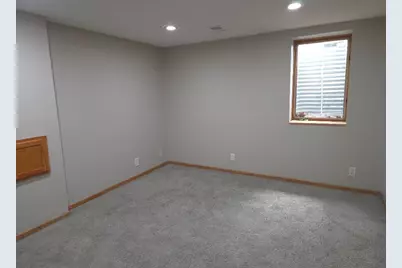 6133 Garbe Avenue, Woodbury, MN 55125 - Photo 19