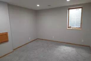 6133 Garbe Ave, Woodbury, MN 55125 - Photo 19