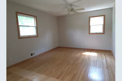 6133 Garbe Avenue, Woodbury, MN 55125 - Photo 9