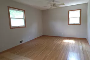 6133 Garbe Ave, Woodbury, MN 55125 - Photo 9
