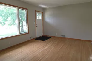6133 Garbe Ave, Woodbury, MN 55125 - Photo 7