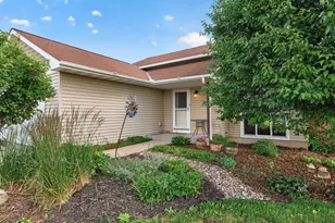 1456 129th St, New Richmond, WI 54017 - Photo 5