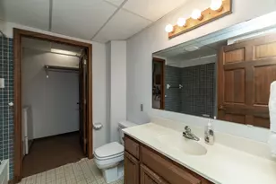 10046 Park Ave S, Bloomington, MN 55420 - Photo 33