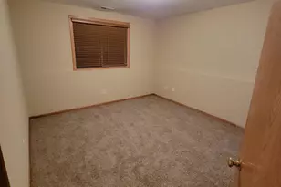 2403 Brenner Ct, Roseville, MN 55113 - Photo 21
