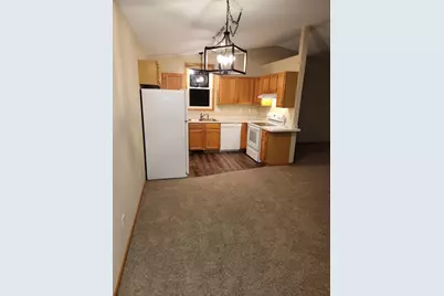2403 Brenner Court, Roseville, MN 55113 - Photo 7