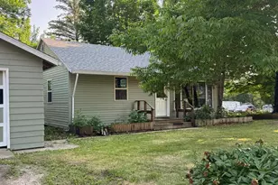 522 Main St E, Hines, MN 56647 - Photo 5