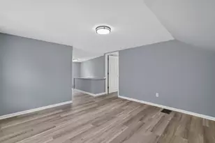 1227 Arkwright St, Saint Paul, MN 55130 - Photo 21