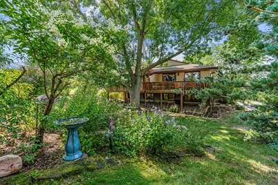 10717 Yukon Avenue S, Bloomington, MN 55438 - Photo 25
