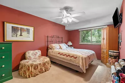 10717 Yukon Avenue S, Bloomington, MN 55438 - Photo 11