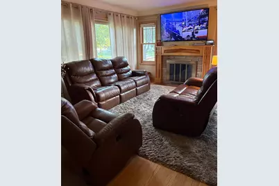 2093 Fremont Avenue E, Saint Paul, MN 55119 - Photo 5
