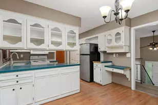 17015 13th Ave N, Plymouth, MN 55447 - Photo 9