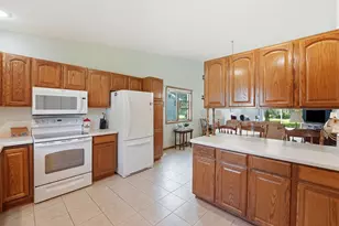 2706 9th St SW, Willmar, MN 56201 - Photo 11